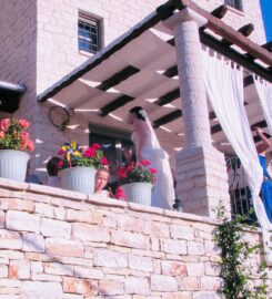 PIRRION WELLNESS & BOUTIQUE HOTEL